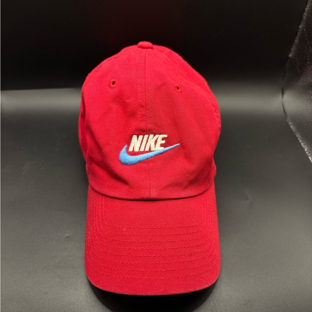 Nike Heritage86 Futura Red Hat Classic Dad Strapback Hat One Size Fits All